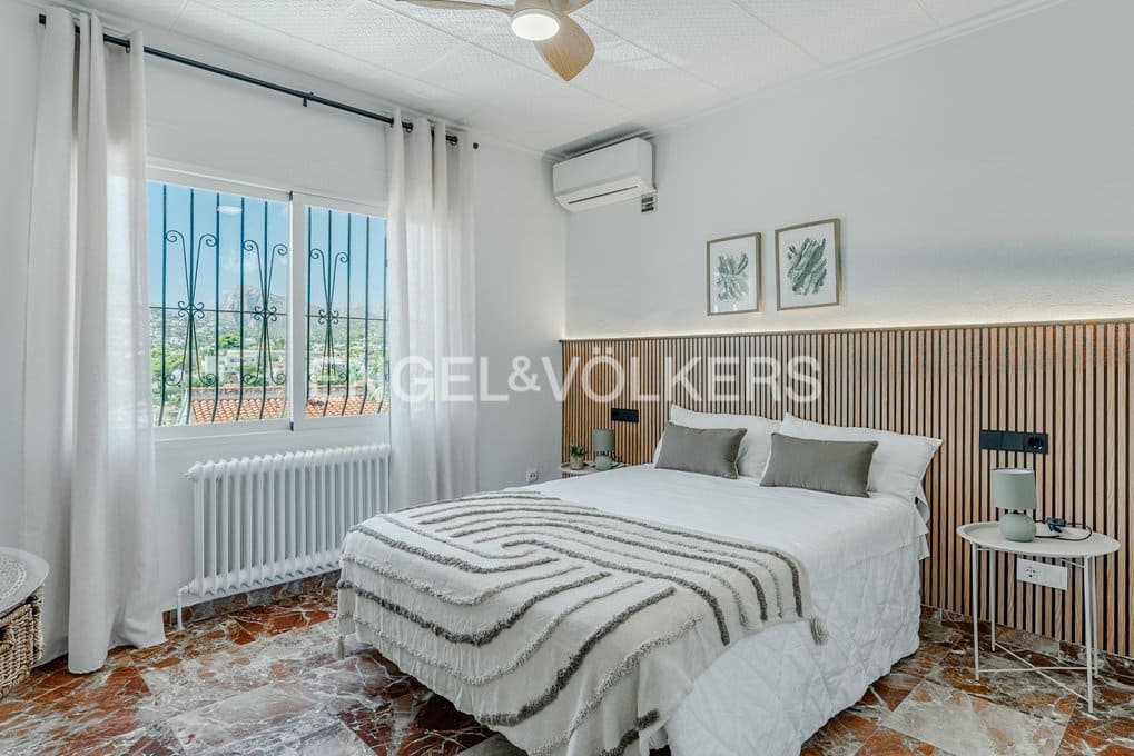 7 slaapkamer Villa te koop in Calpe / Calp met zwembad garage - € 960.000 (Ref: 9971645)