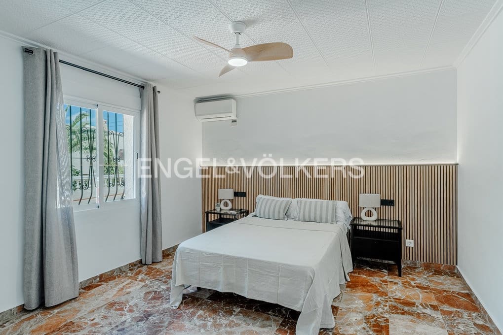 7 slaapkamer Villa te koop in Calpe / Calp met zwembad garage - € 960.000 (Ref: 9971645)