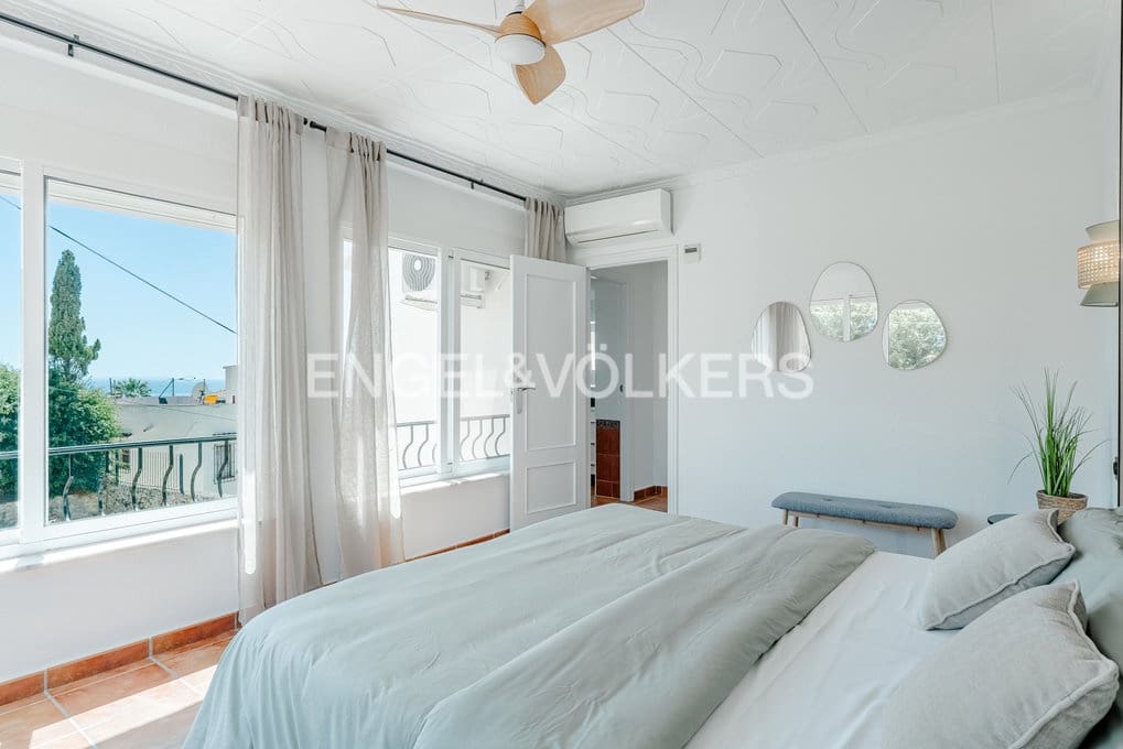 7 slaapkamer Villa te koop in Calpe / Calp met zwembad garage - € 960.000 (Ref: 9971645)