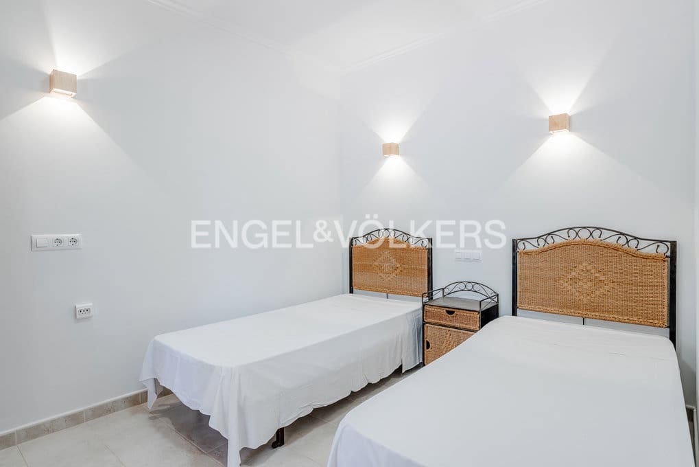 7 slaapkamer Villa te koop in Calpe / Calp met zwembad garage - € 960.000 (Ref: 9971645)