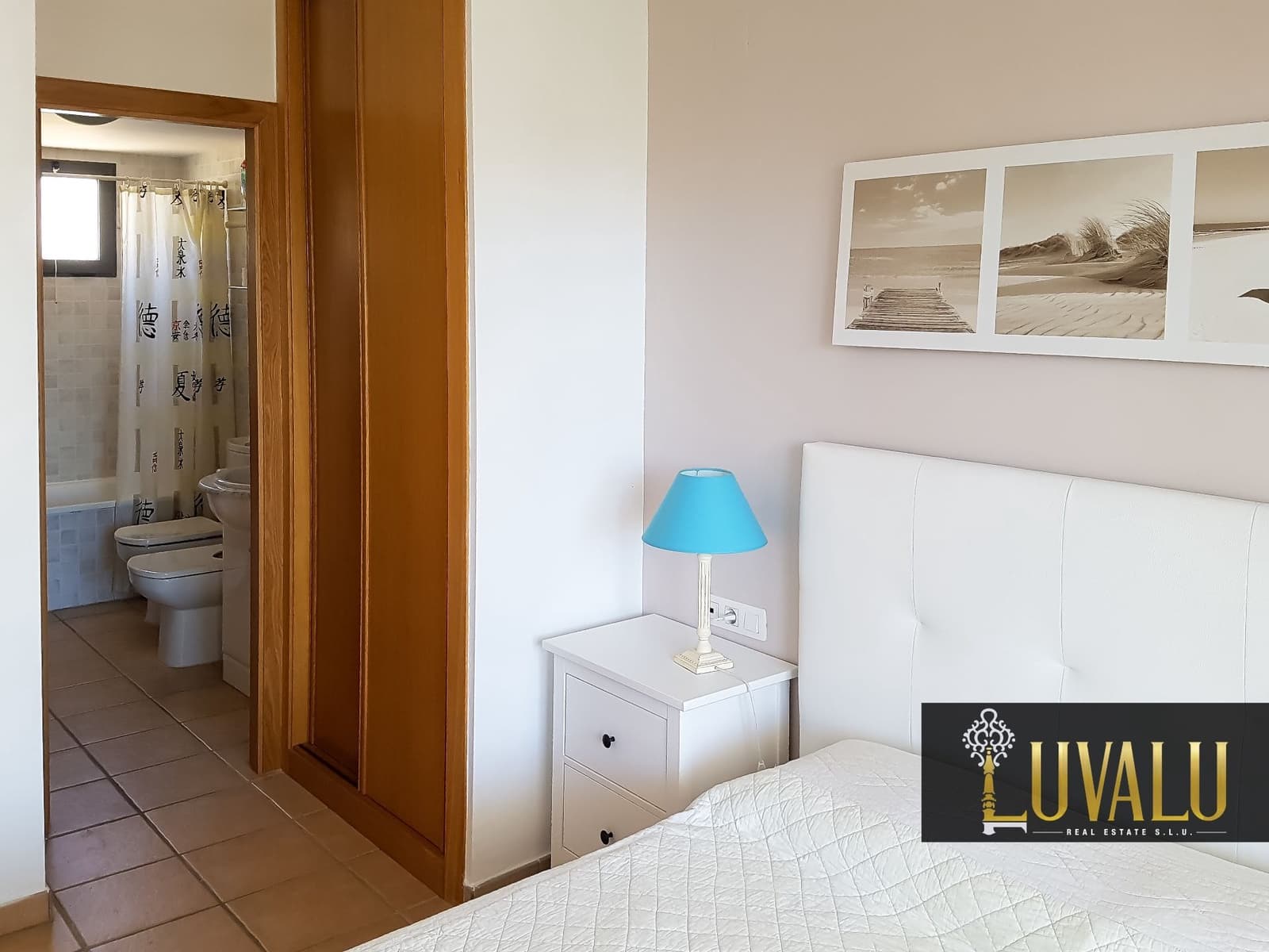   3 soveværelse   ferieLejlighed i Peniscola   med   swimmingpool  garage  - € 690 (Ref: 3682705)