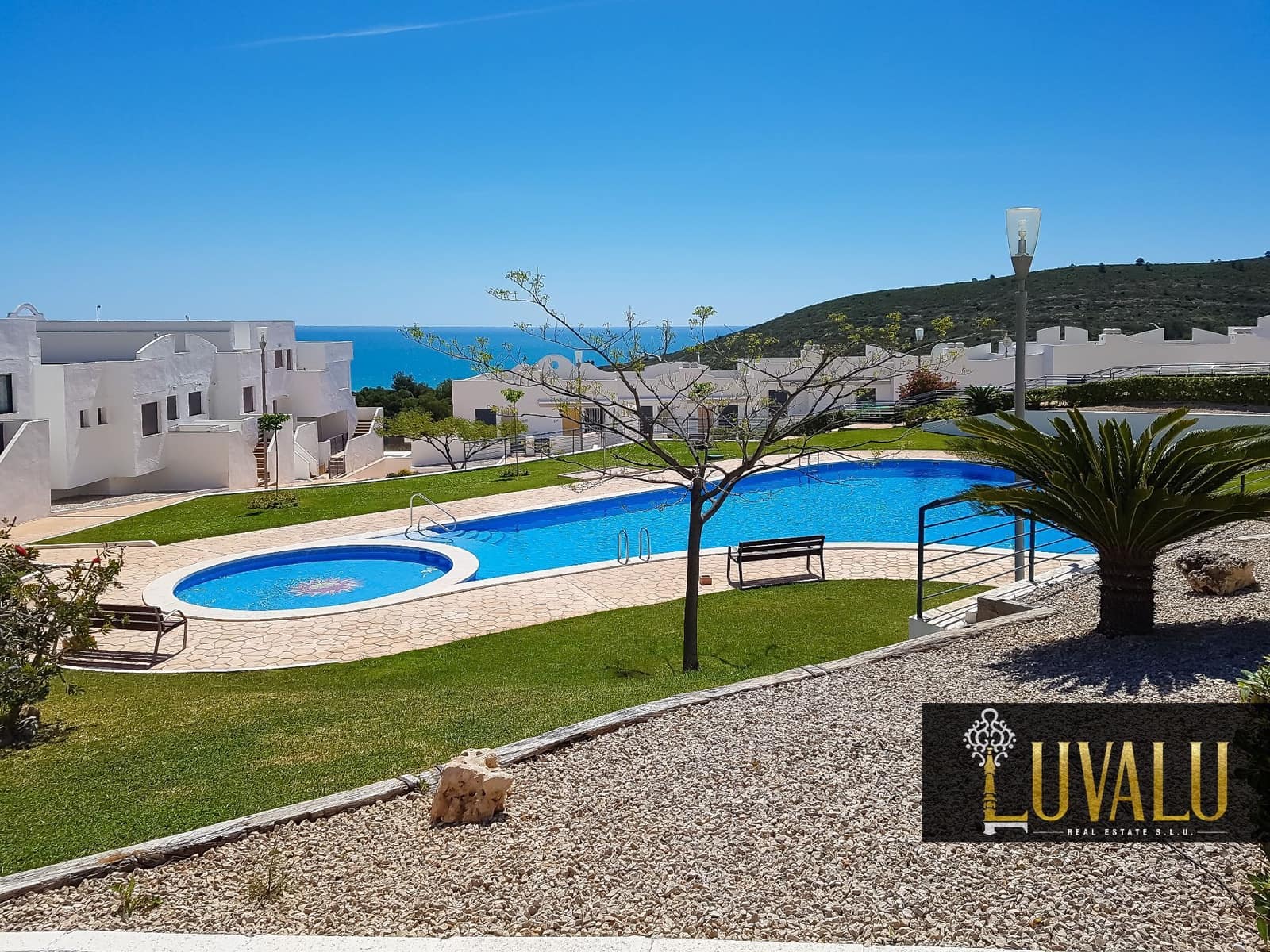   3 soveværelse   ferieLejlighed i Peniscola   med   swimmingpool  garage  - € 690 (Ref: 3682705)