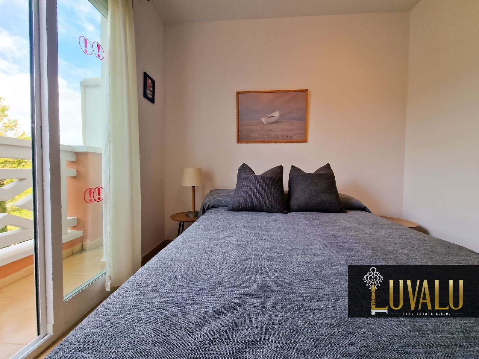 3 slaapkamer Appartement voor vakantieverhuur in Peniscola met zwembad garage - € 690 (Ref: 3682709)