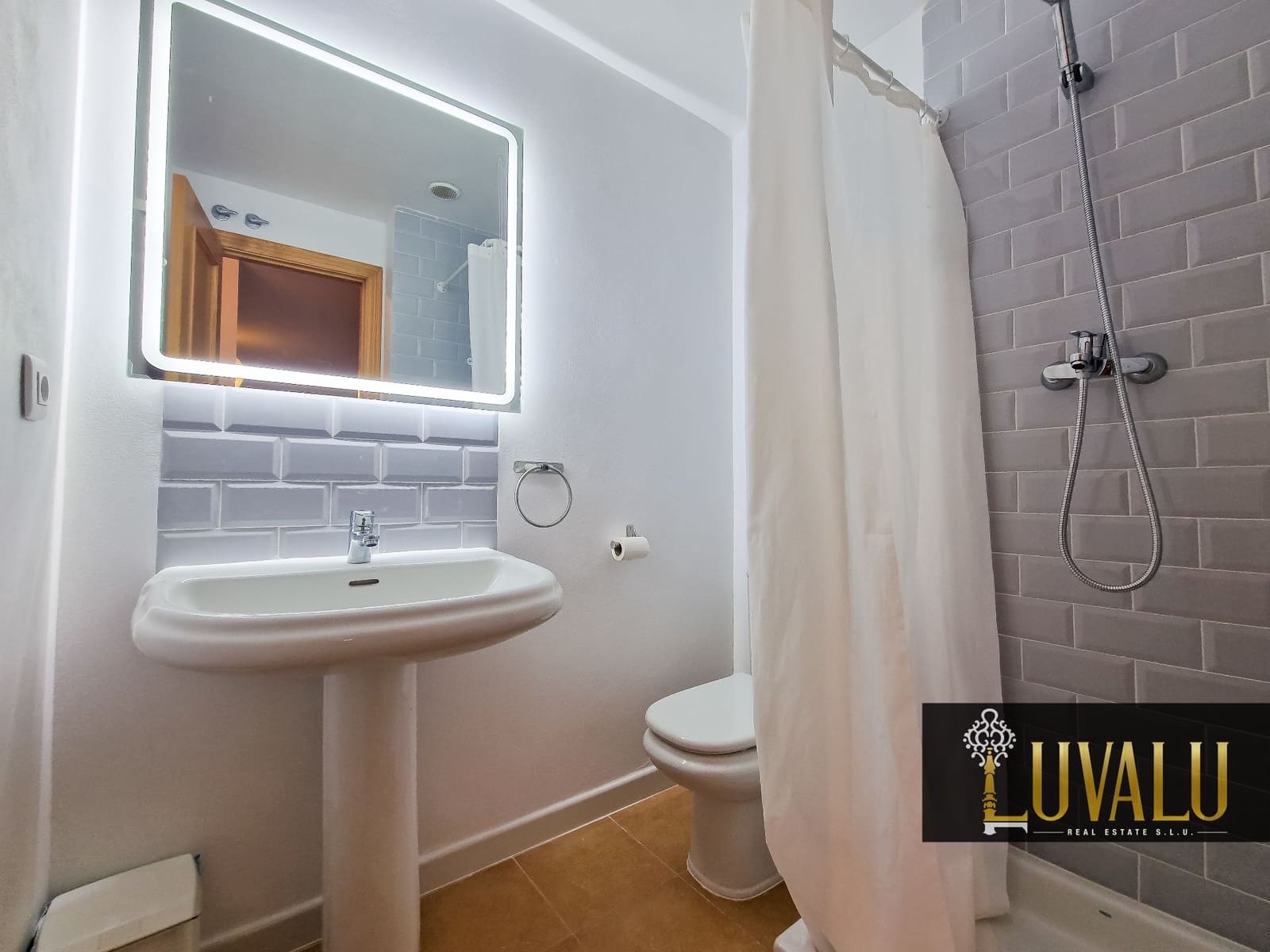 3 slaapkamer Appartement voor vakantieverhuur in Peniscola met zwembad garage - € 690 (Ref: 3682709)