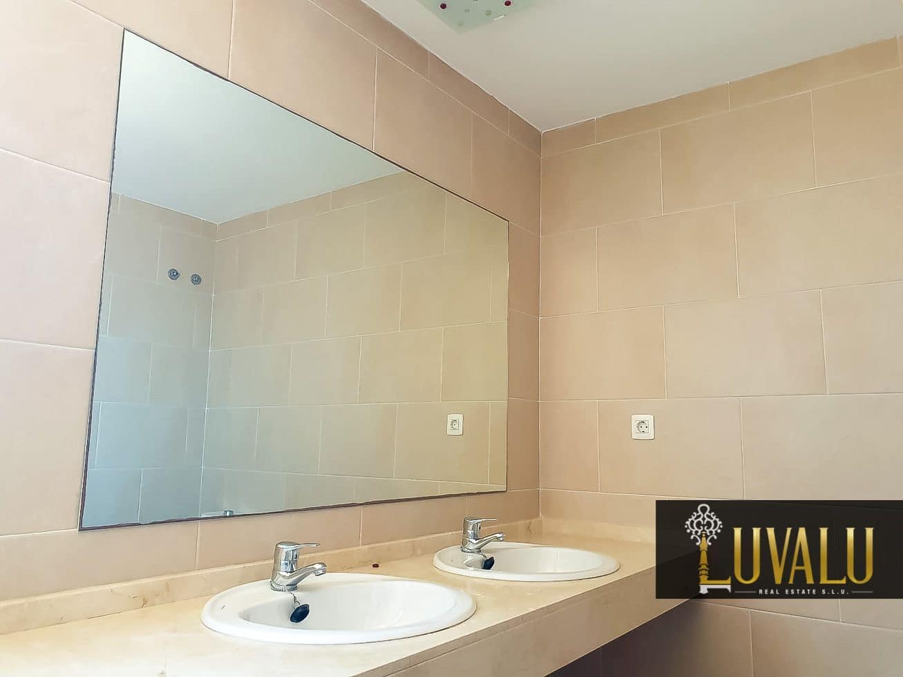 4 soveværelse Byhus til salg i Oropesa  med swimmingpool garage - € 288.000 (Ref: 7077940)