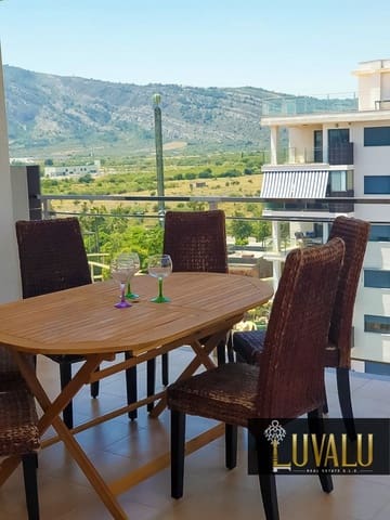 Casa de 4 habitaciones en Oropesa  en venta con piscina garaje - 288.000 € (Ref: 7077940)