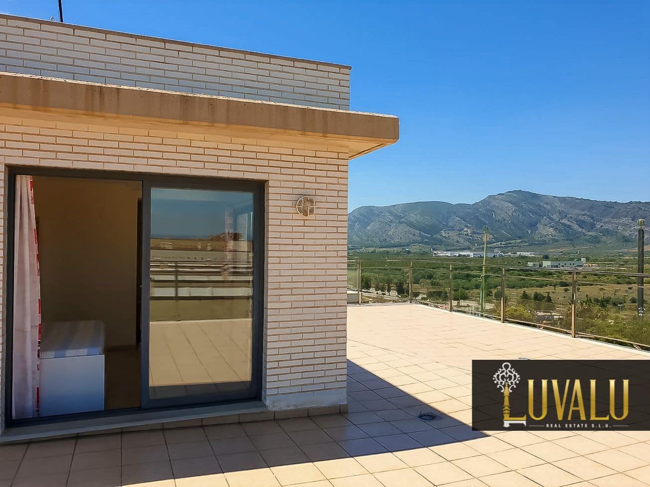 4 soveværelse Byhus til salg i Oropesa  med swimmingpool garage - € 288.000 (Ref: 7077940)