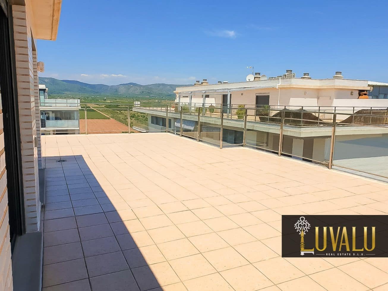 4 soveværelse Byhus til salg i Oropesa  med swimmingpool garage - € 288.000 (Ref: 7077940)