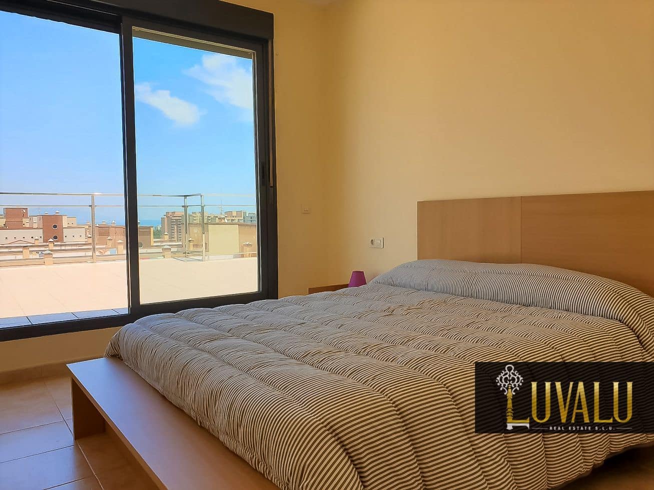 4 soveværelse Byhus til salg i Oropesa  med swimmingpool garage - € 288.000 (Ref: 7077940)