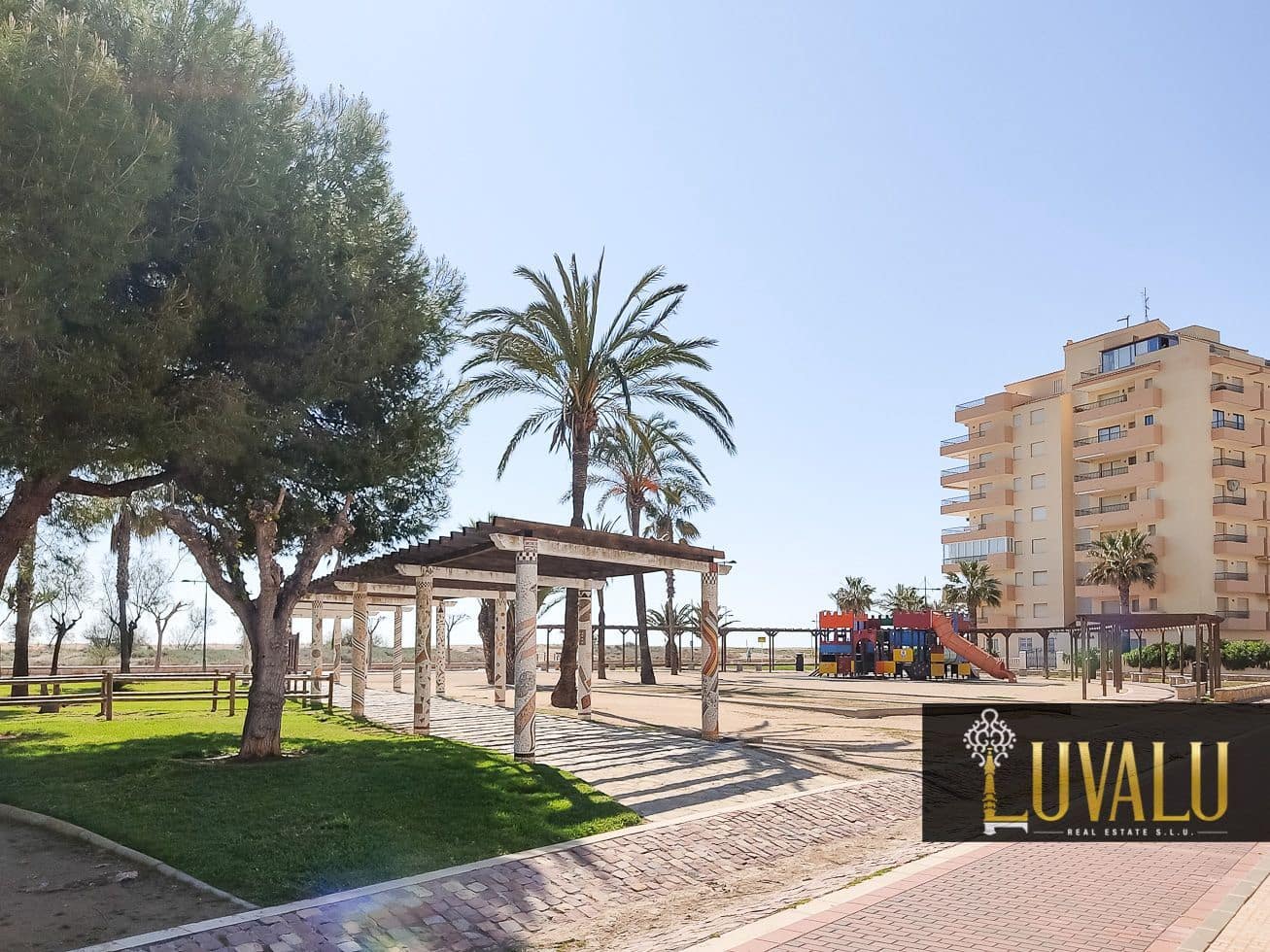 Kommersiell til salgs i Peniscola - € 270 000 (Ref: 7599227)