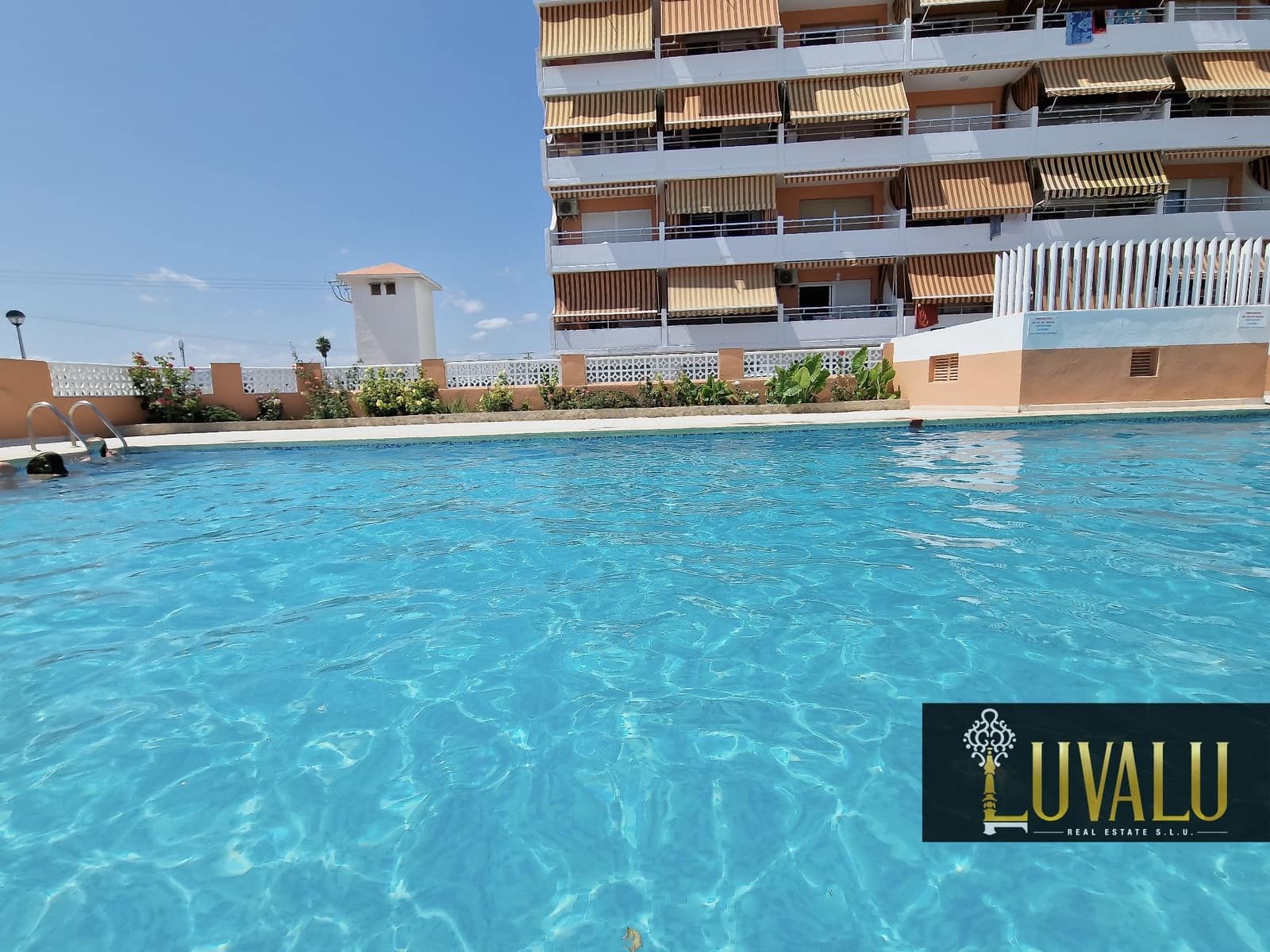 3 soveværelse Semi-Rækkehus til salg i Peniscola med swimmingpool garage - € 195.000 (Ref: 8468797)