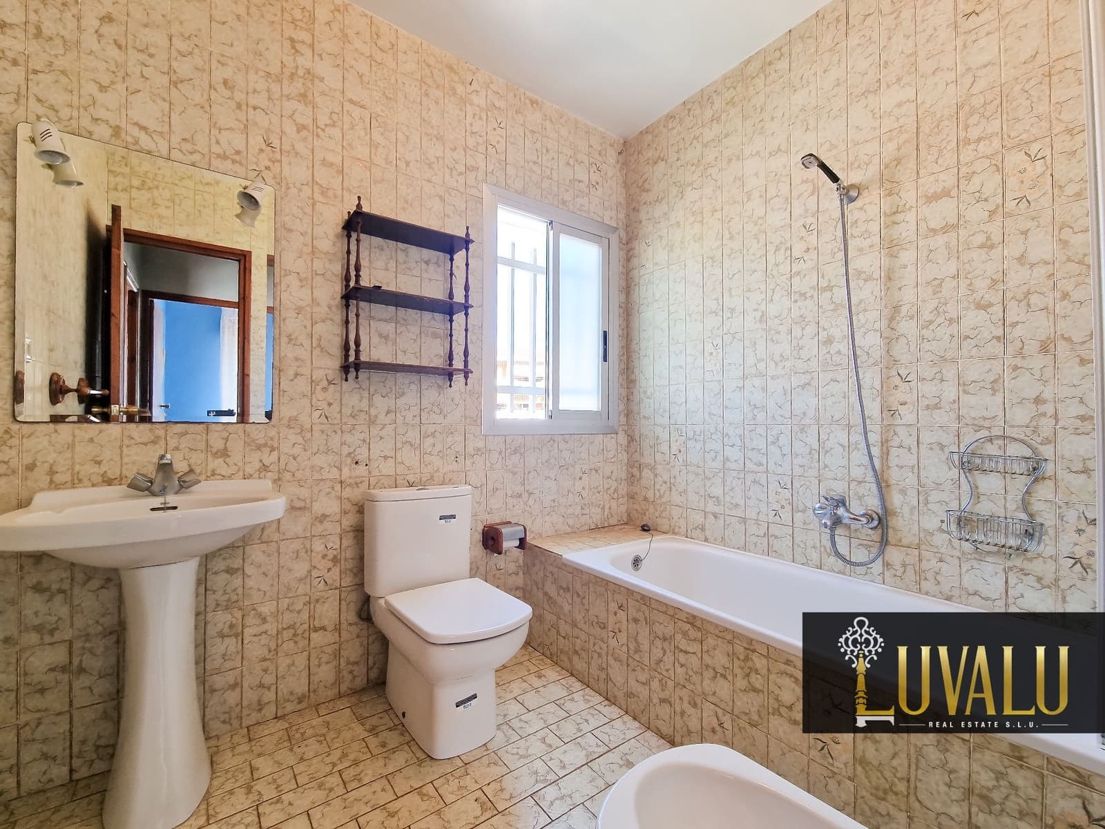 3 soveværelse Semi-Rækkehus til salg i Peniscola med swimmingpool garage - € 195.000 (Ref: 8468797)