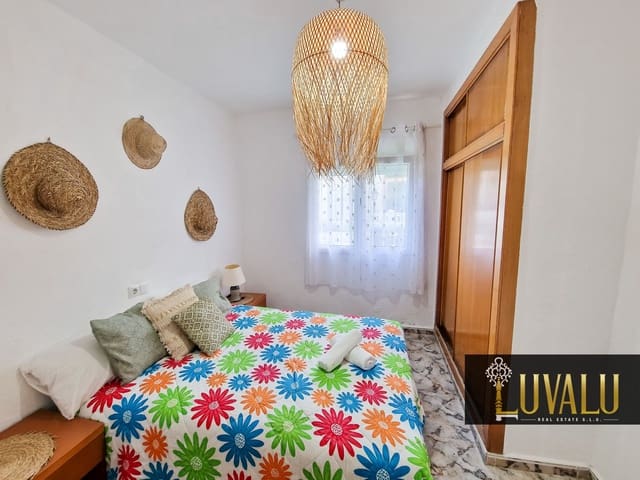 3 bedroom Apartment for sale in Peñíscola with garage - € 150,000 (Ref: 8656047)