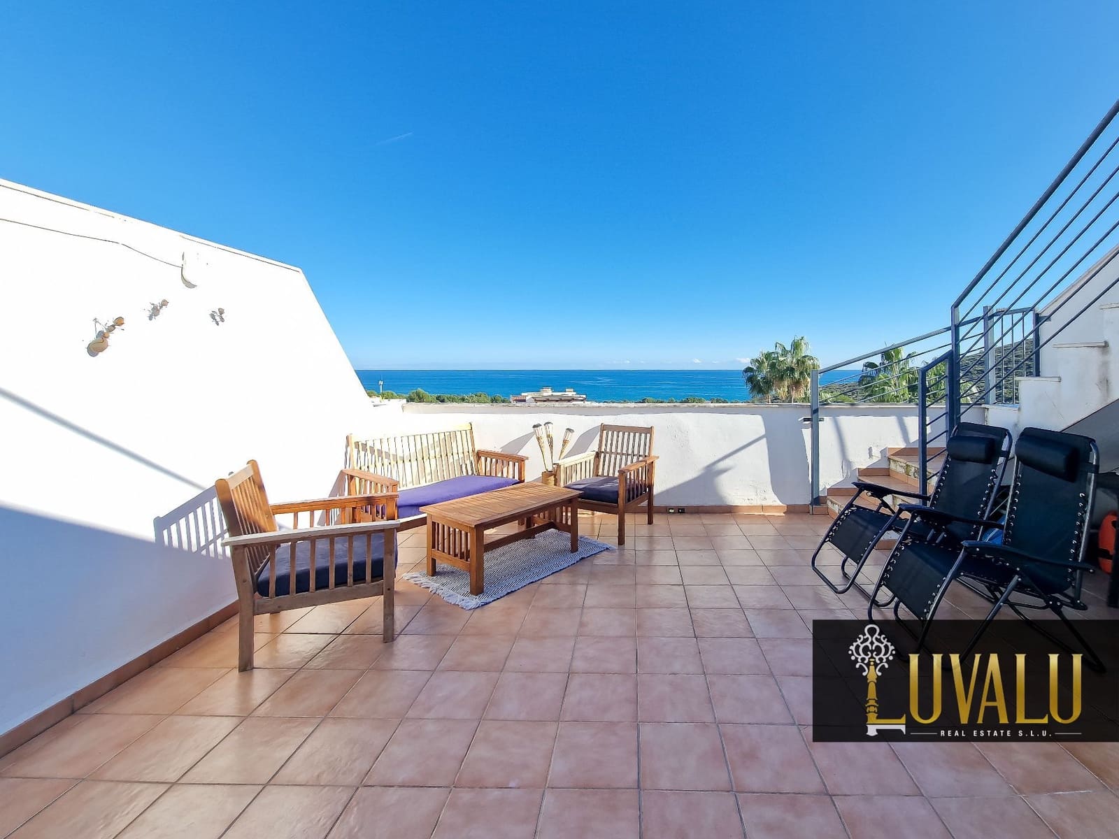 2 bedroom Penthouse for sale in Peniscola with pool garage - € 190,000 (Ref: 9356684)