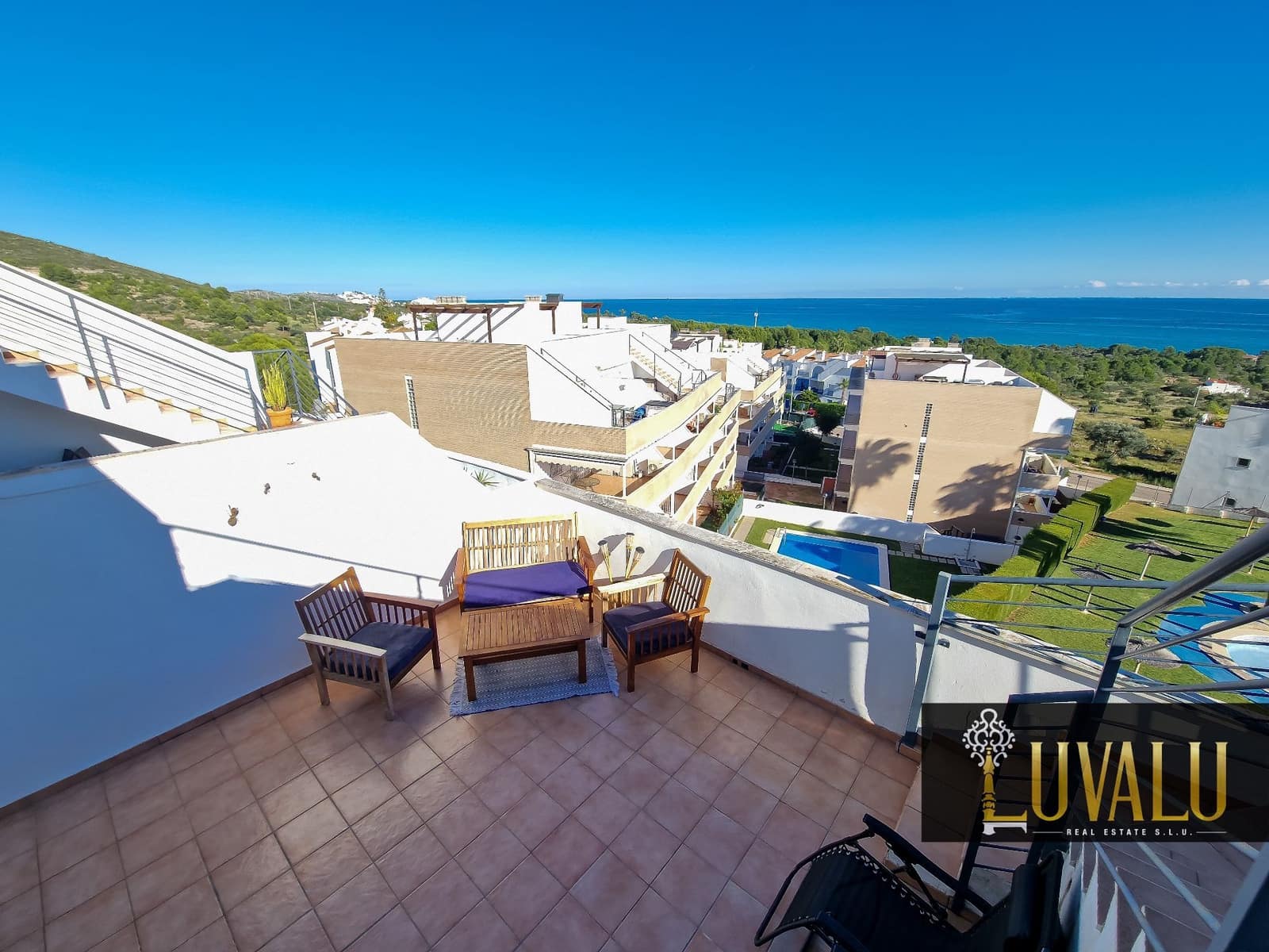 2 bedroom Penthouse for sale in Peniscola with pool garage - € 190,000 (Ref: 9356684)