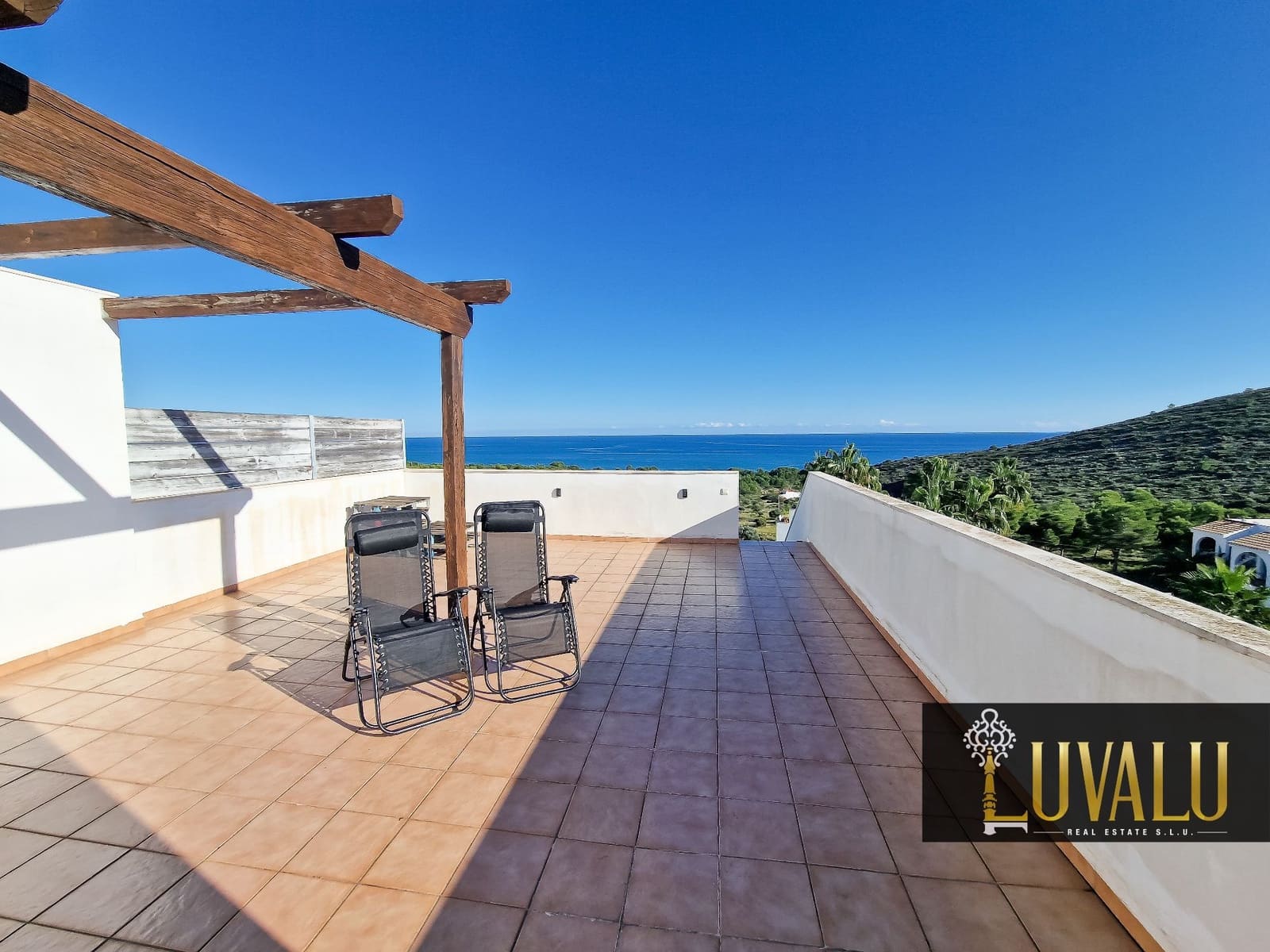 2 bedroom Penthouse for sale in Peniscola with pool garage - € 190,000 (Ref: 9356684)