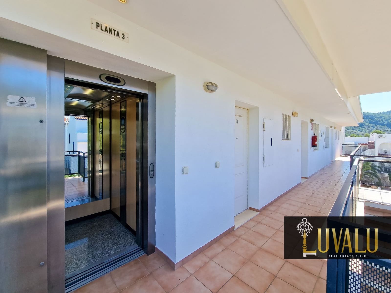 2 bedroom Penthouse for sale in Peniscola with pool garage - € 190,000 (Ref: 9356684)
