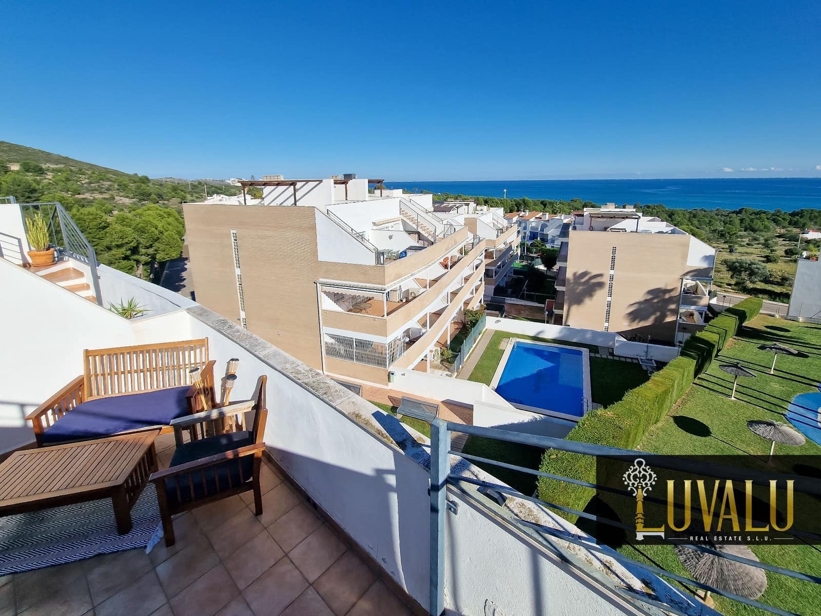 2 bedroom Penthouse for sale in Peniscola with pool garage - € 190,000 (Ref: 9356684)