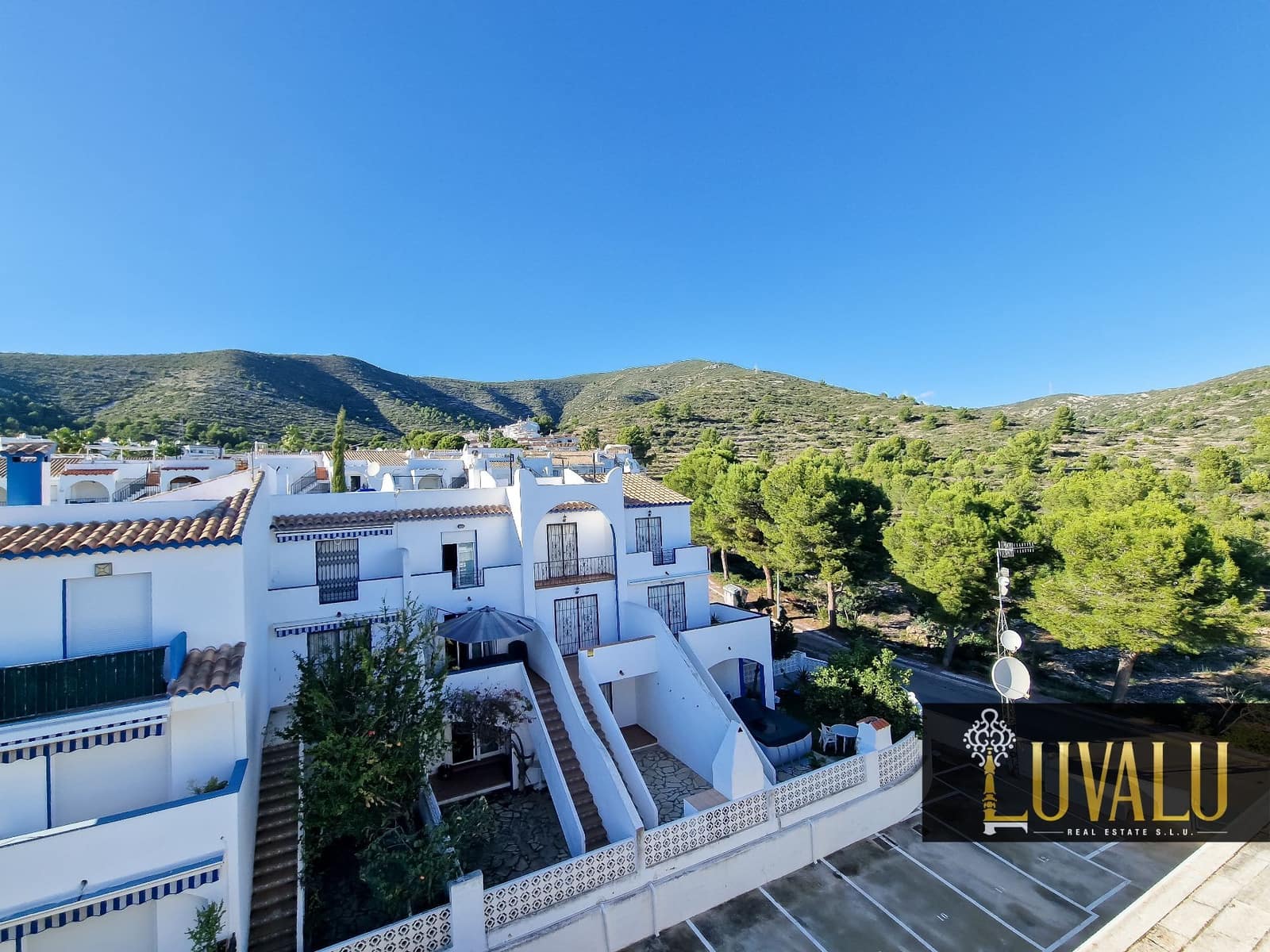 2 bedroom Penthouse for sale in Peniscola with pool garage - € 190,000 (Ref: 9356684)