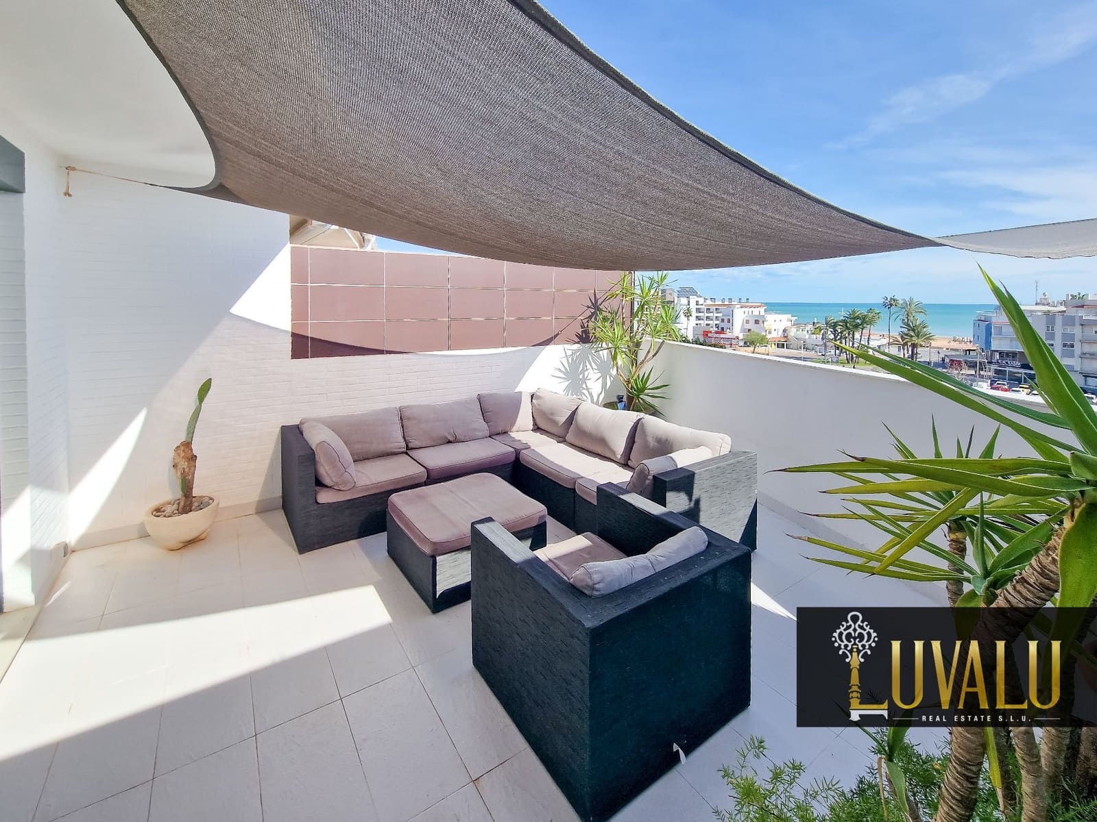 3 bedroom Penthouse for sale in Peniscola with garage - € 440,000 (Ref: 9607237)