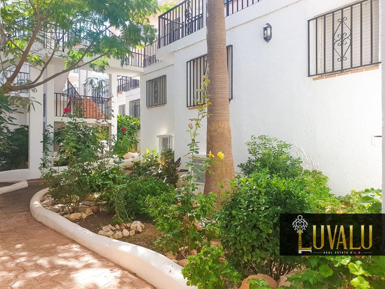 2 bedroom Apartment for sale in Peniscola with pool garage - € 145,000 (Ref: 9978175)