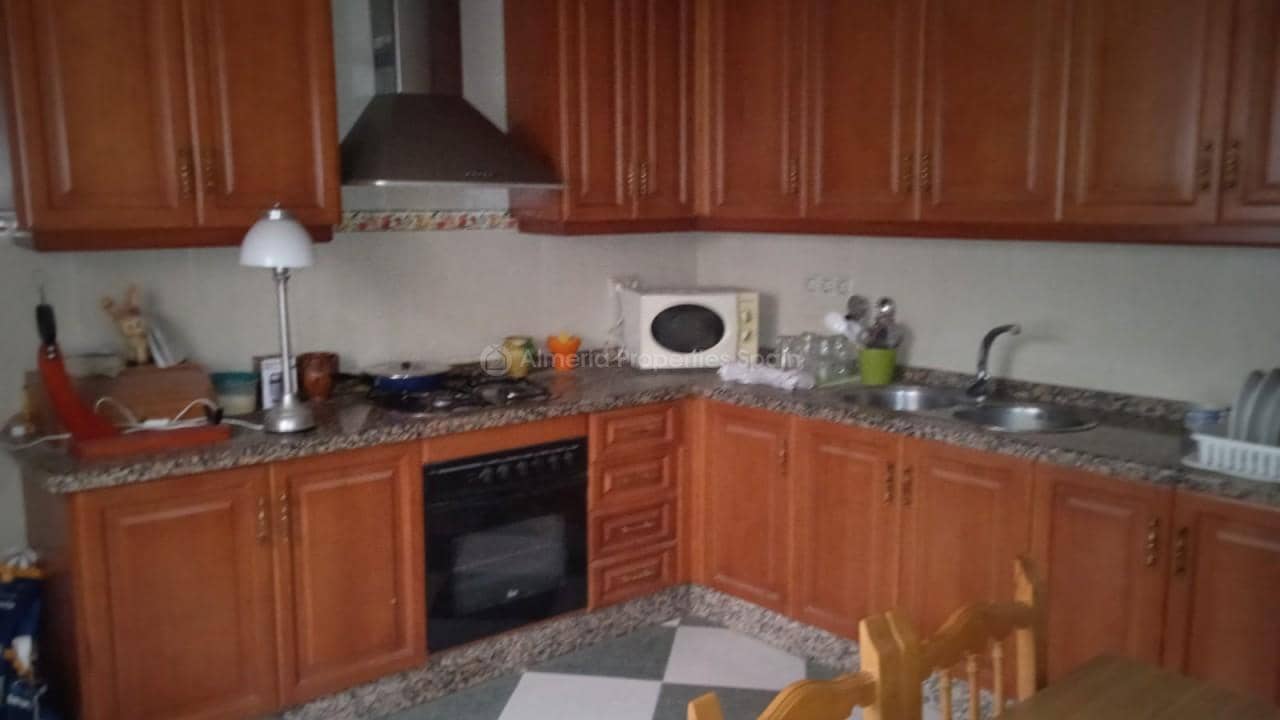 7 Zimmer Haus zu verkaufen in Albanchez - 110.000 € (Ref: 10004910)
