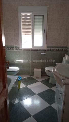 7 Zimmer Haus zu verkaufen in Albanchez - 110.000 € (Ref: 10004910)
