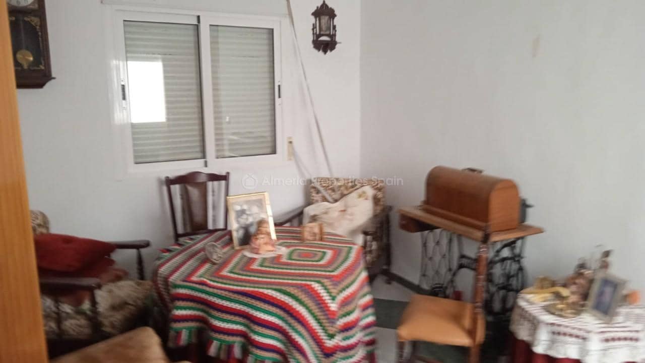 7 Zimmer Haus zu verkaufen in Albanchez - 110.000 € (Ref: 10004910)