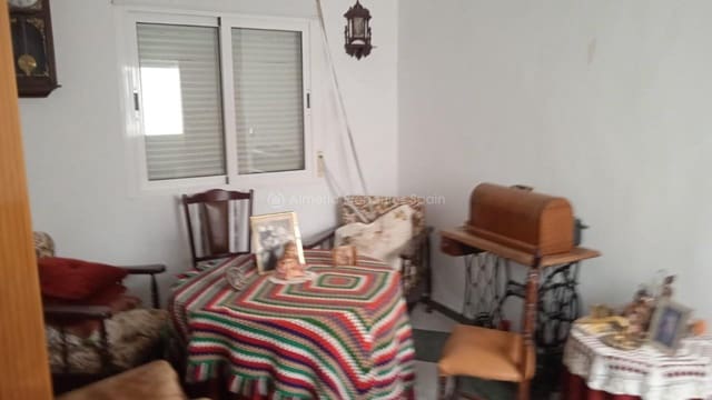 7 Zimmer Haus zu verkaufen in Albanchez - 110.000 € (Ref: 10004910)