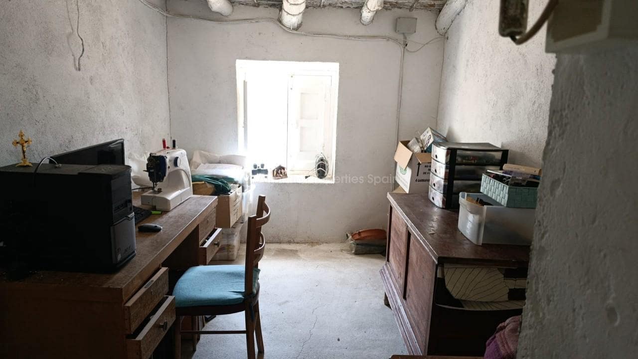 Finca/Casa Rural de 5 habitaciones en Oria en venta con garaje - 195.000 € (Ref: 10004911)