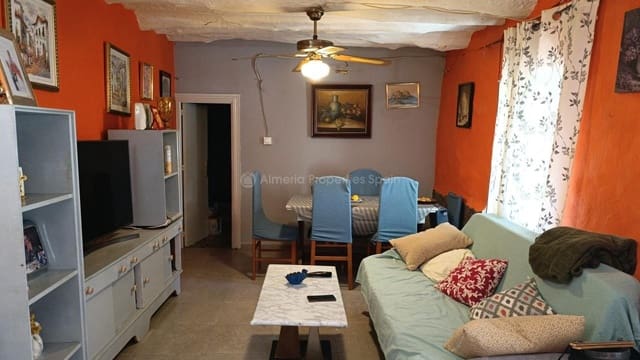 Finca/Casa Rural de 5 habitaciones en Oria en venta con garaje - 195.000 € (Ref: 10004911)
