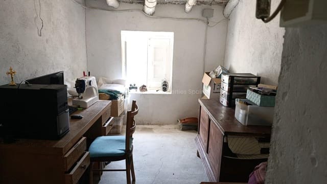 Finca/Casa Rural de 5 habitaciones en Oria en venta con garaje - 195.000 € (Ref: 10004911)