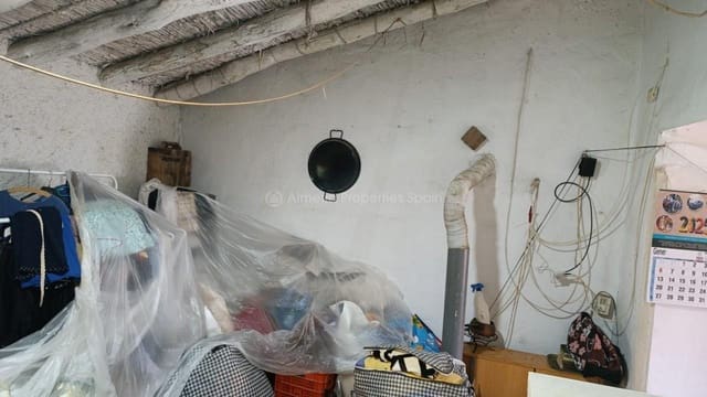 Finca/Casa Rural de 5 habitaciones en Oria en venta con garaje - 195.000 € (Ref: 10004911)