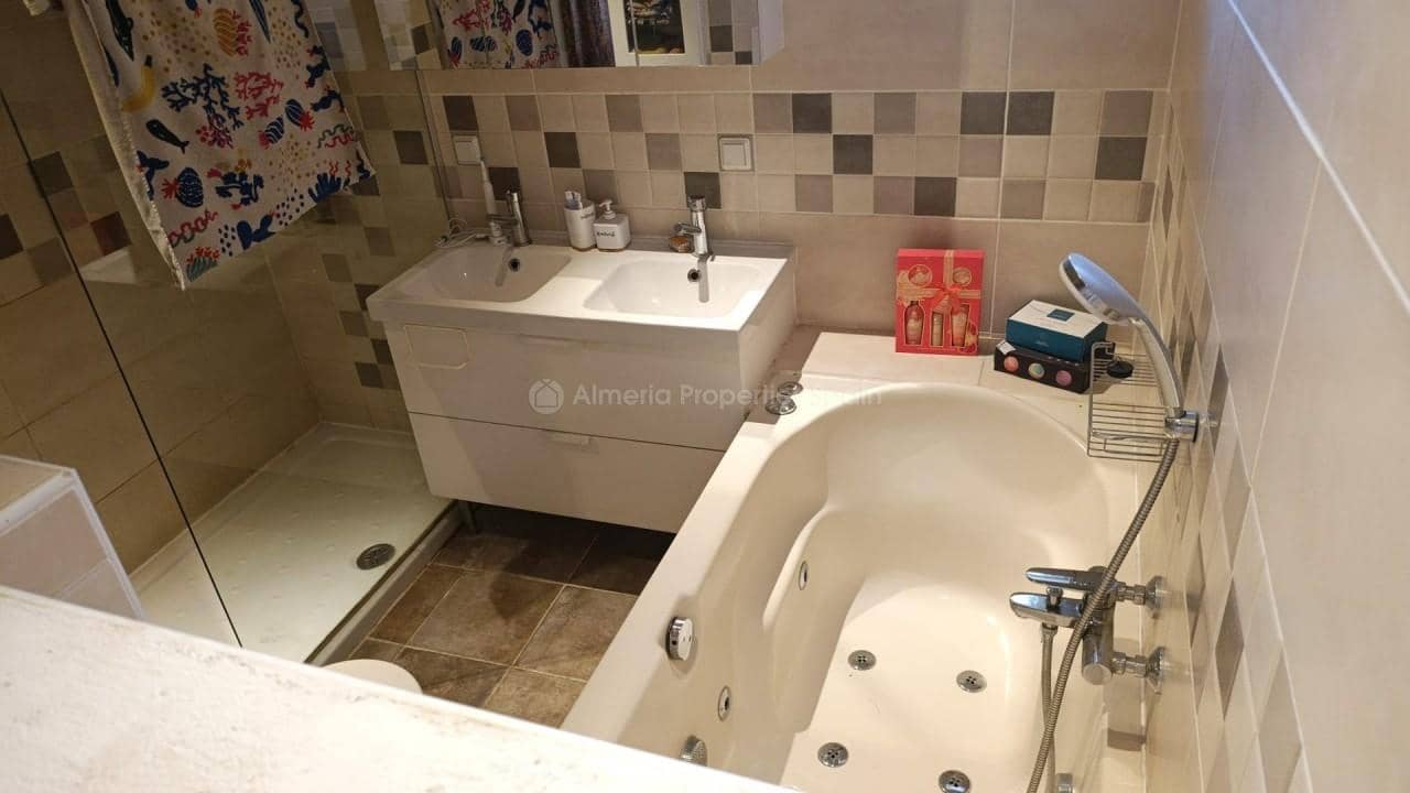 3 quarto Quinta/Casa Rural para venda em Oria com piscina garagem - 185 000 € (Ref: 10033316)