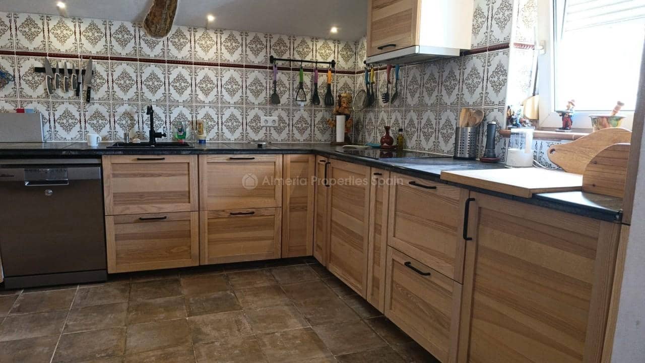 3 quarto Quinta/Casa Rural para venda em Oria com piscina garagem - 185 000 € (Ref: 10033316)