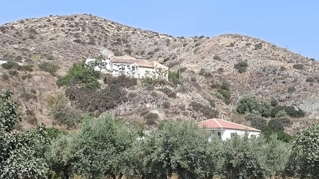 3 quarto Quinta/Casa Rural para venda em Oria com piscina garagem - 185 000 € (Ref: 10033316)
