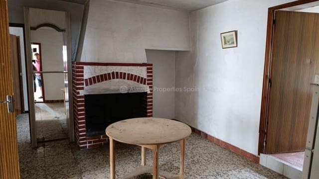 5 soverom Finca/Herregård til salgs i Chirivel med garasje - € 128 000 (Ref: 10176141)