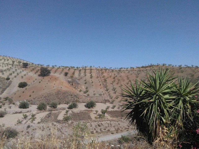 5 soveværelse Finca/Landehus til salg i Albox - € 100.000 (Ref: 3171354)