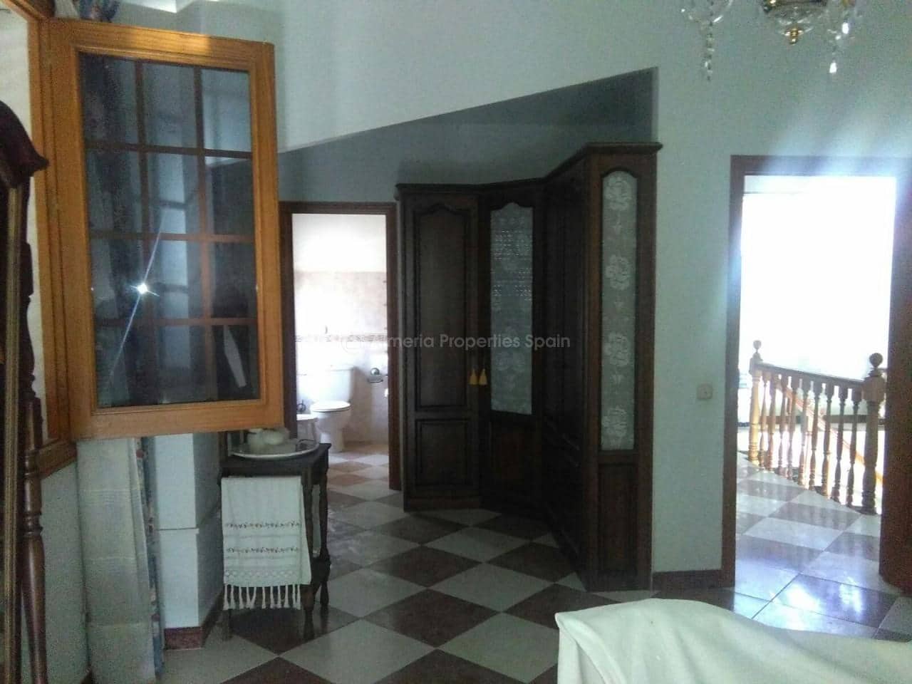 6 soveværelse Byhus til salg i Olula del Rio - € 260.000 (Ref: 3446984)