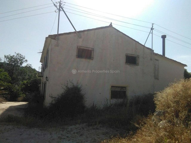 15 soveværelse Finca/Landehus til salg i Oria - € 130.000 (Ref: 3497653)