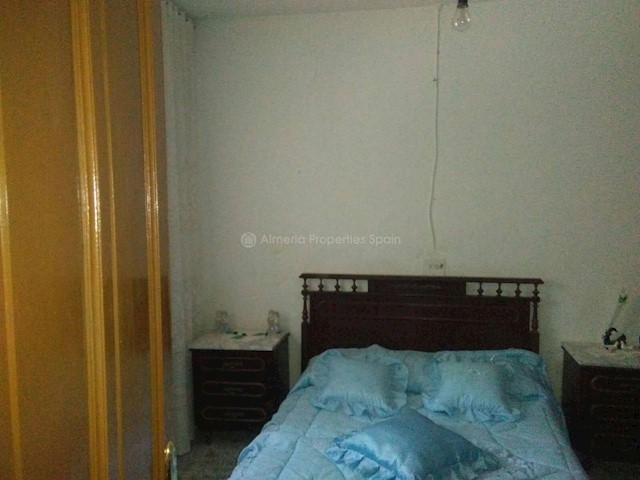 15 soveværelse Finca/Landehus til salg i Oria - € 130.000 (Ref: 3497653)