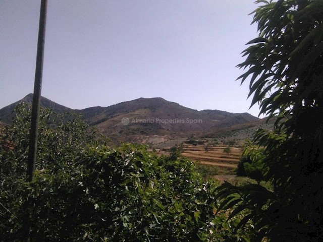 15 soveværelse Finca/Landehus til salg i Oria - € 130.000 (Ref: 3497653)