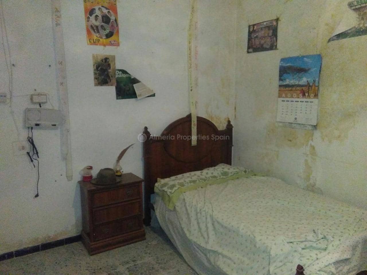 15 soveværelse Finca/Landehus til salg i Oria - € 130.000 (Ref: 3497653)