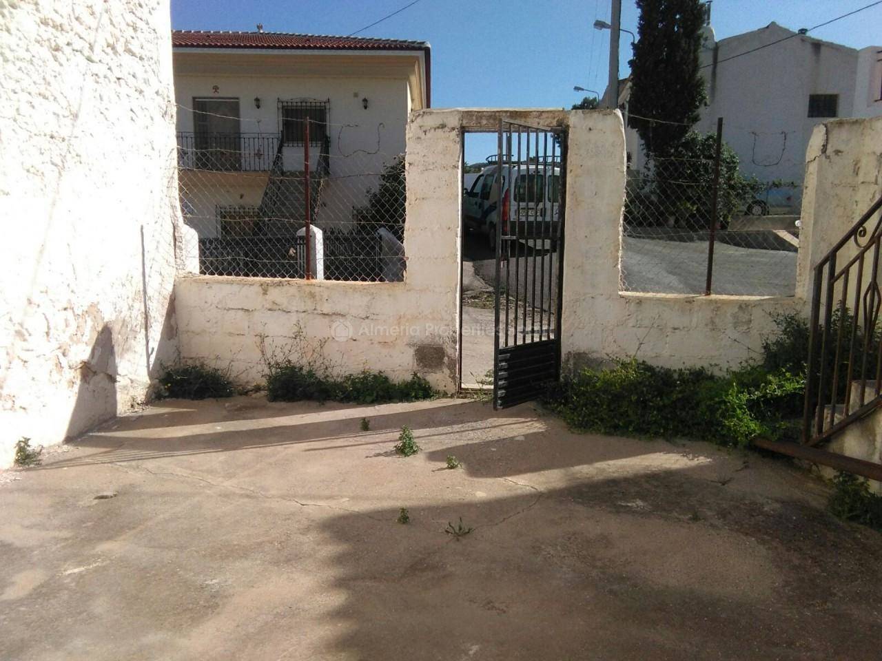 3 soveværelse Finca/Landehus til salg i Arboleas - € 25.000 (Ref: 3564312)