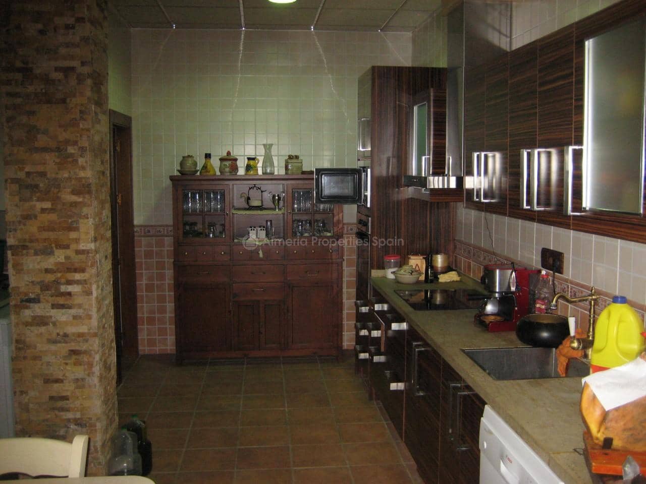 4 soveværelse Villa til salg i Cantoria med swimmingpool - € 269.000 (Ref: 4334330)