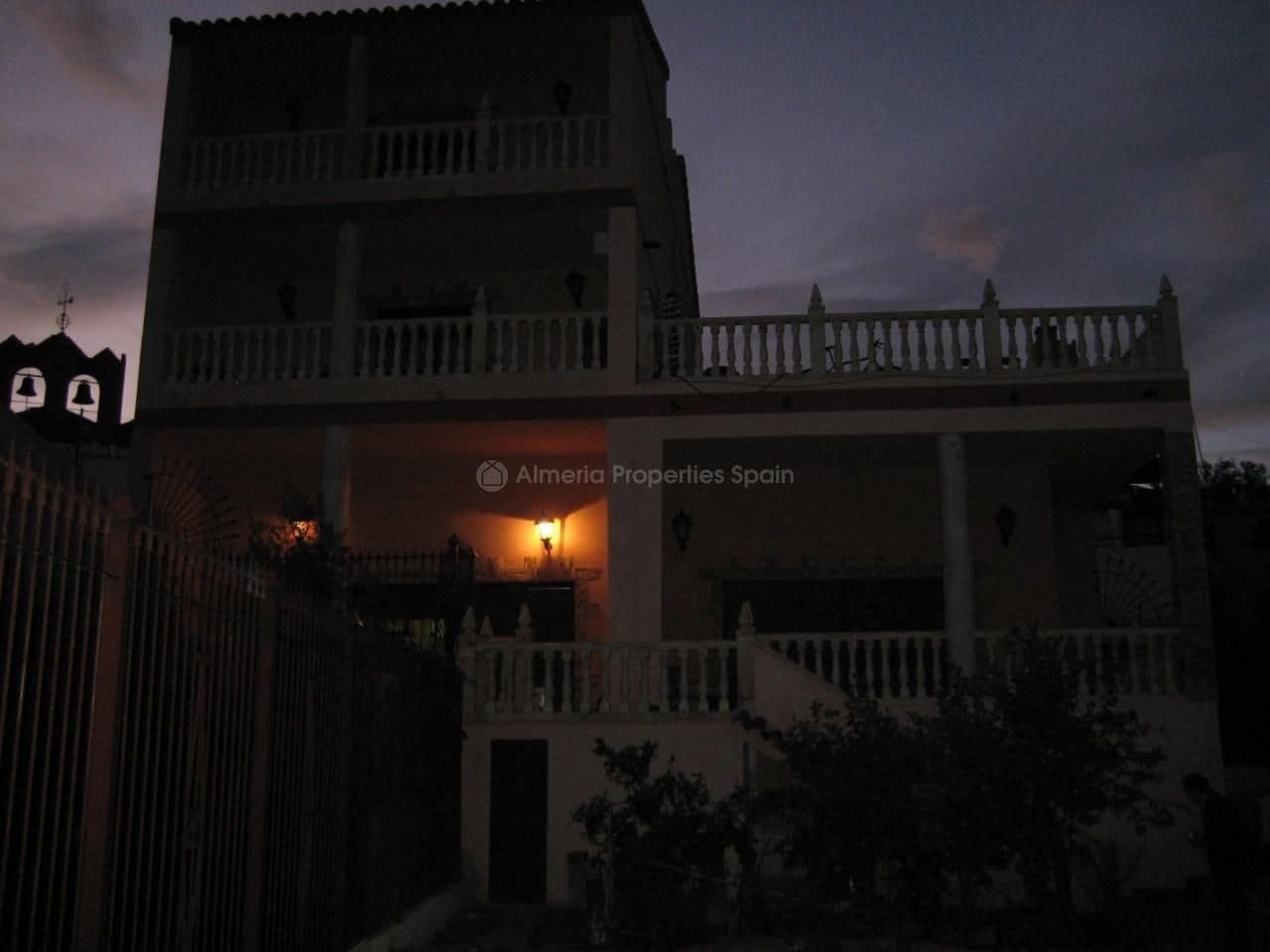 4 soveværelse Villa til salg i Cantoria med swimmingpool - € 269.000 (Ref: 4334330)