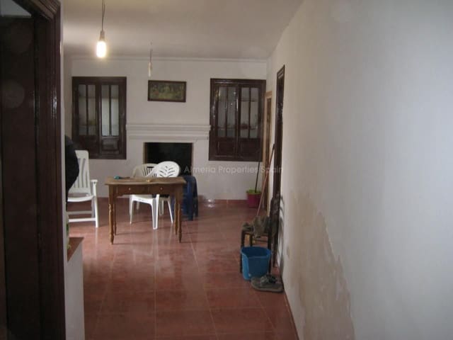 2 makuuhuone Maalaistalo myytävänä paikassa Cantoria - 45 000 € (Ref: 4423476)