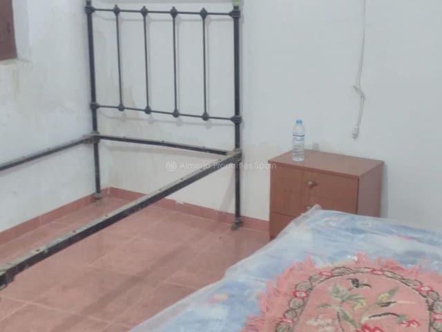 2 makuuhuone Maalaistalo myytävänä paikassa Cantoria - 45 000 € (Ref: 4423476)