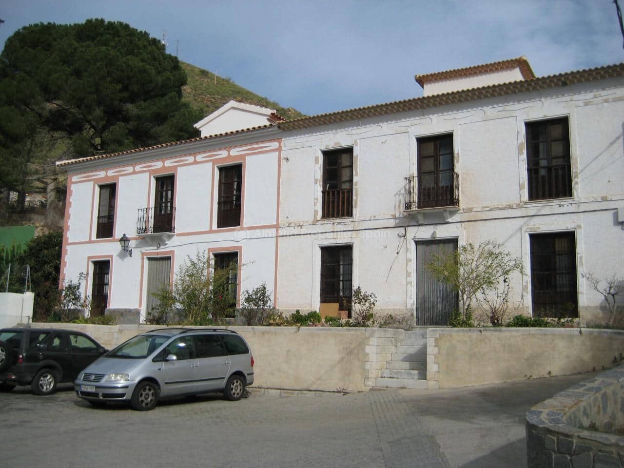 6 bedroom Townhouse for sale in Cobdar - € 95,500 (Ref: 4424711)