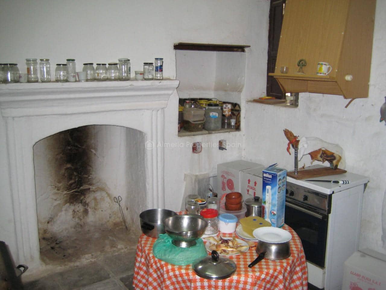 6 bedroom Townhouse for sale in Cobdar - € 95,500 (Ref: 4424711)